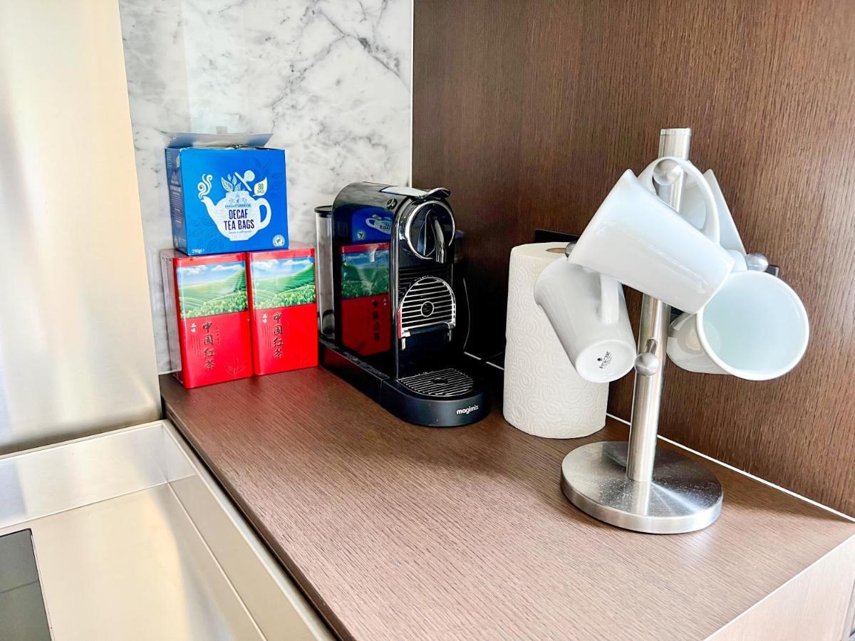 Deluxe Entire Studio Next To Eye & Trafalgar Square Apart-hotel