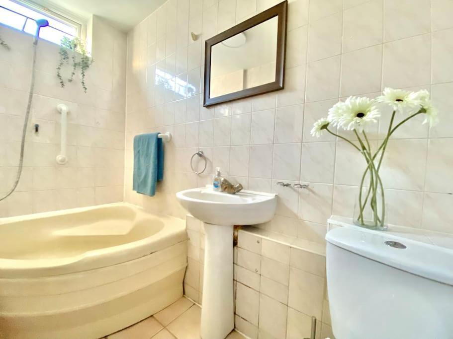 Apartamento 1bed W/ Hot Tub & Garden Londres