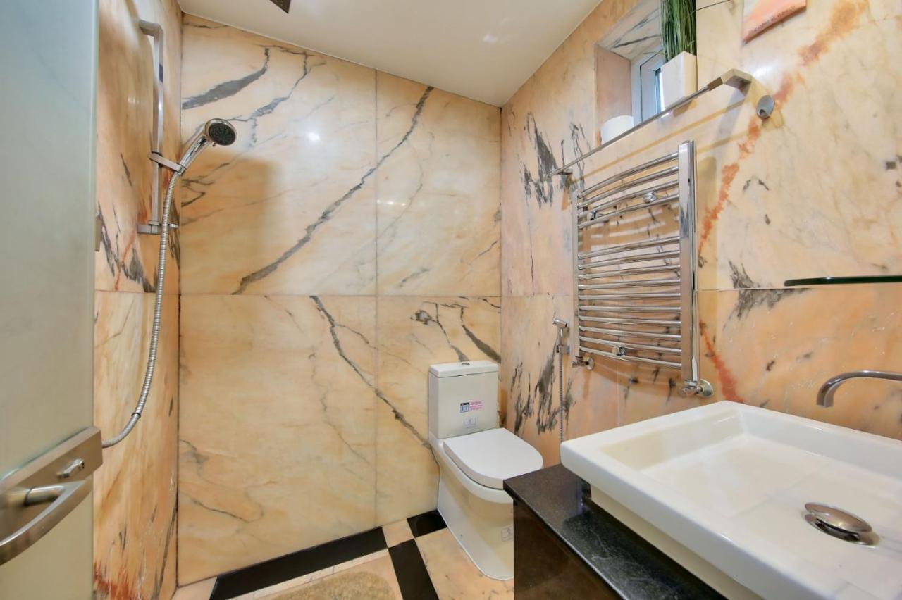 Large 1 Bedroom Flat In Paddington Apartment