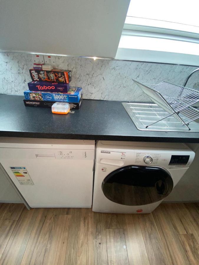 Apartment Clapham South Station By Pink Consultants *