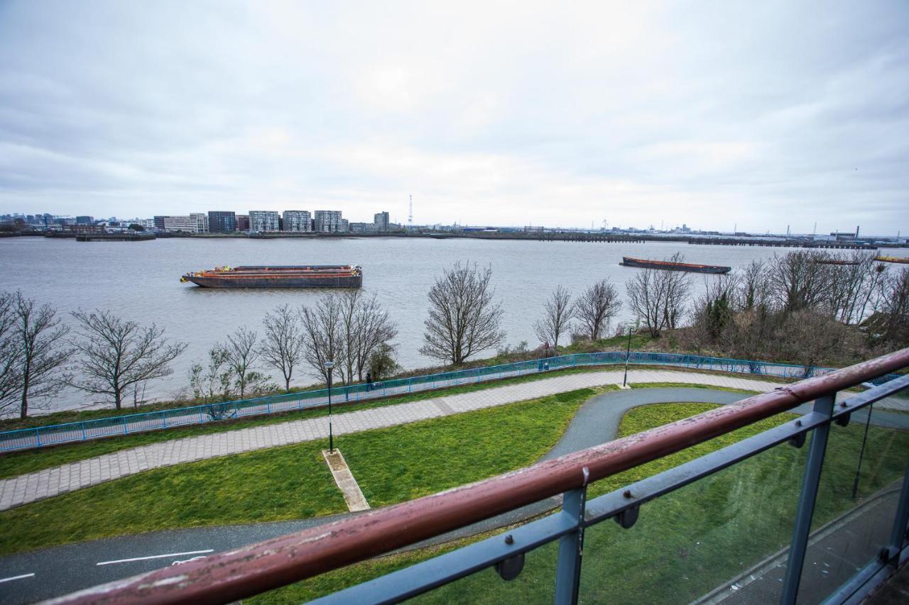 Appartement Remarkable 2-bed With Sea View Londres