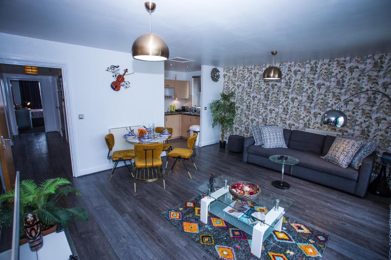 Remarkable 2-bed With Sea View * Londres