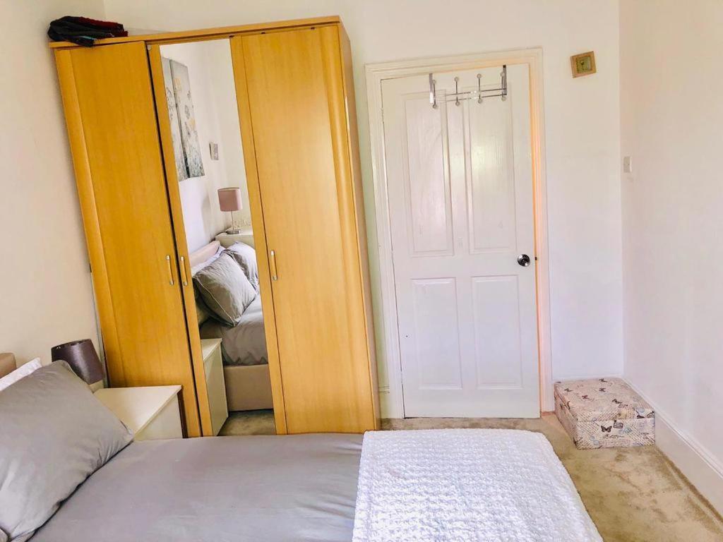 Heathfield Square *