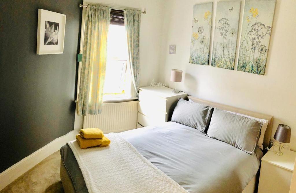 Heathfield Square *