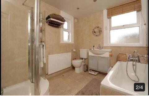 Heathfield Square *