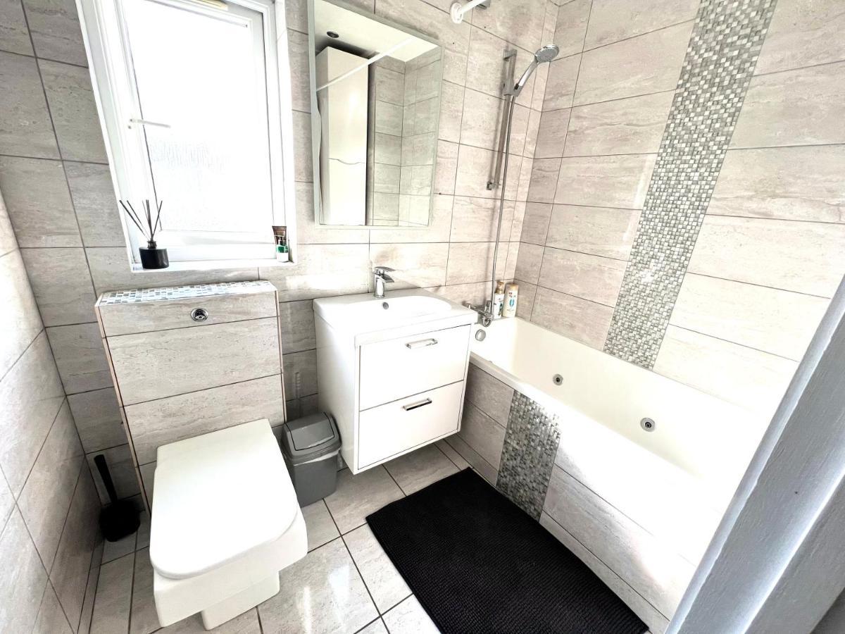 Modern Double With Fire Tv London