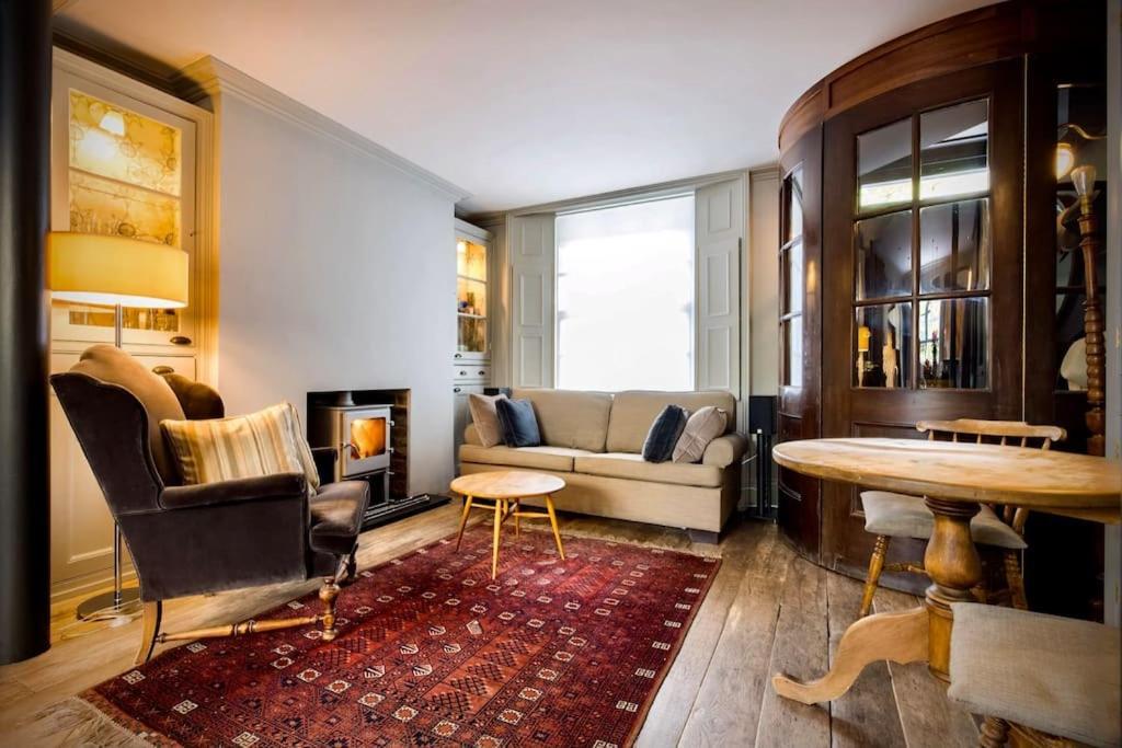 Kings Cross, Self-contained House & Private Garden Casa de férias *