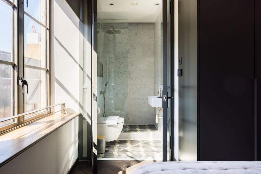 The Soho Star Apartment *