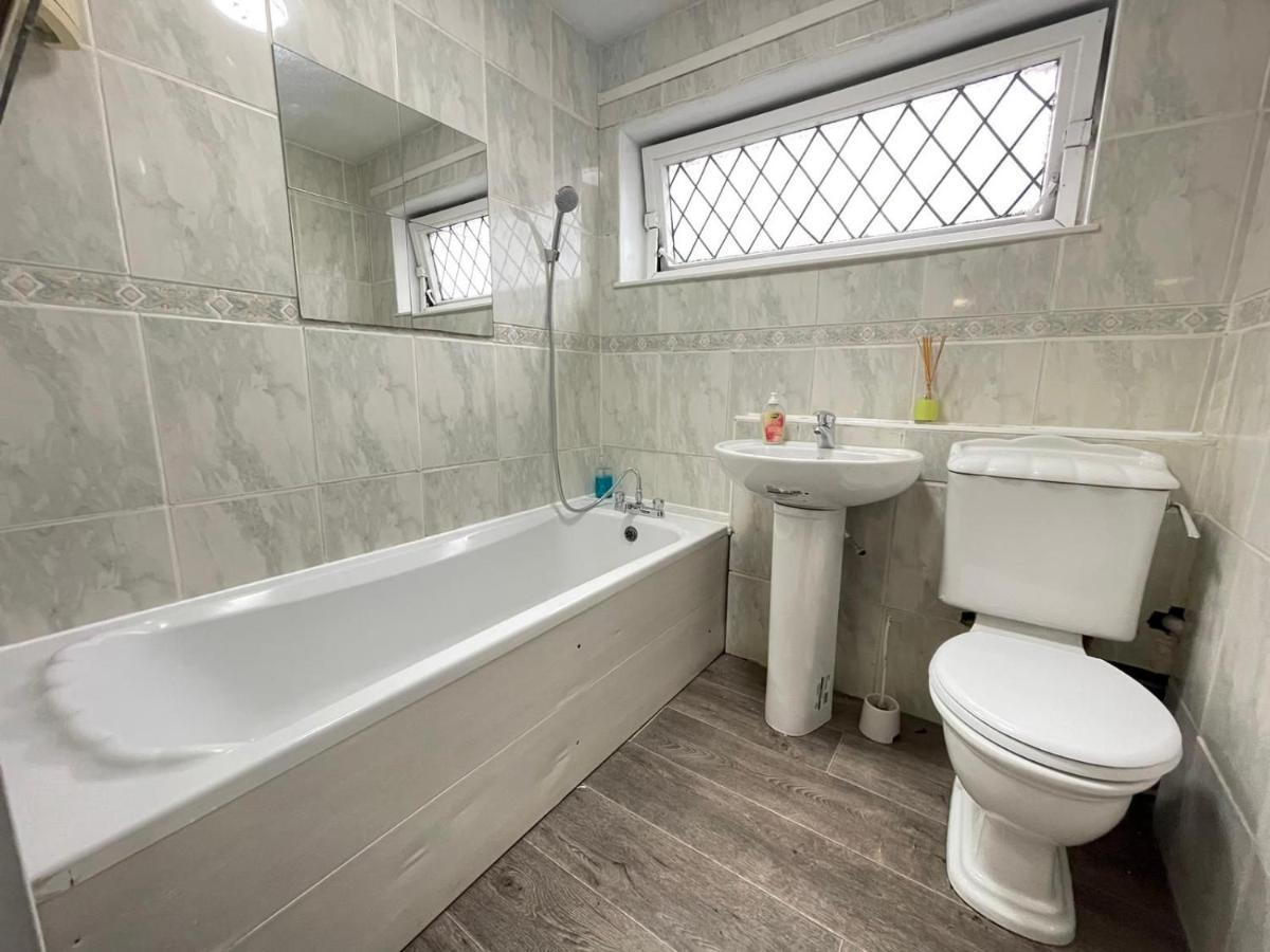 Deluxe Spacious In Beckton Séjour chez l'habitant Londres