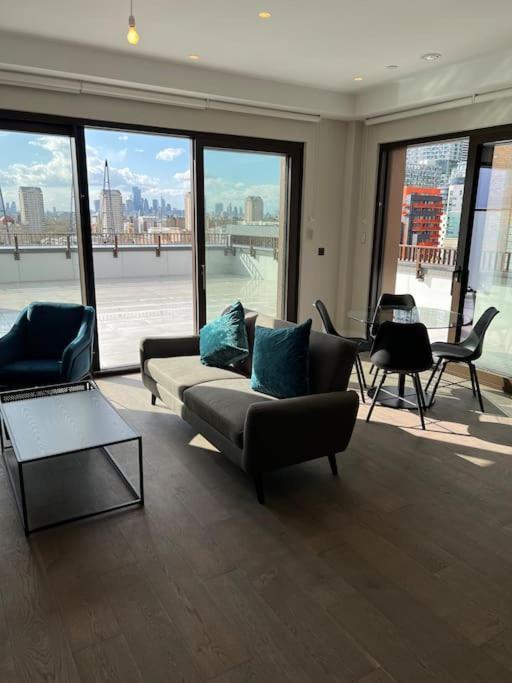 2 Bedroom Penthouse