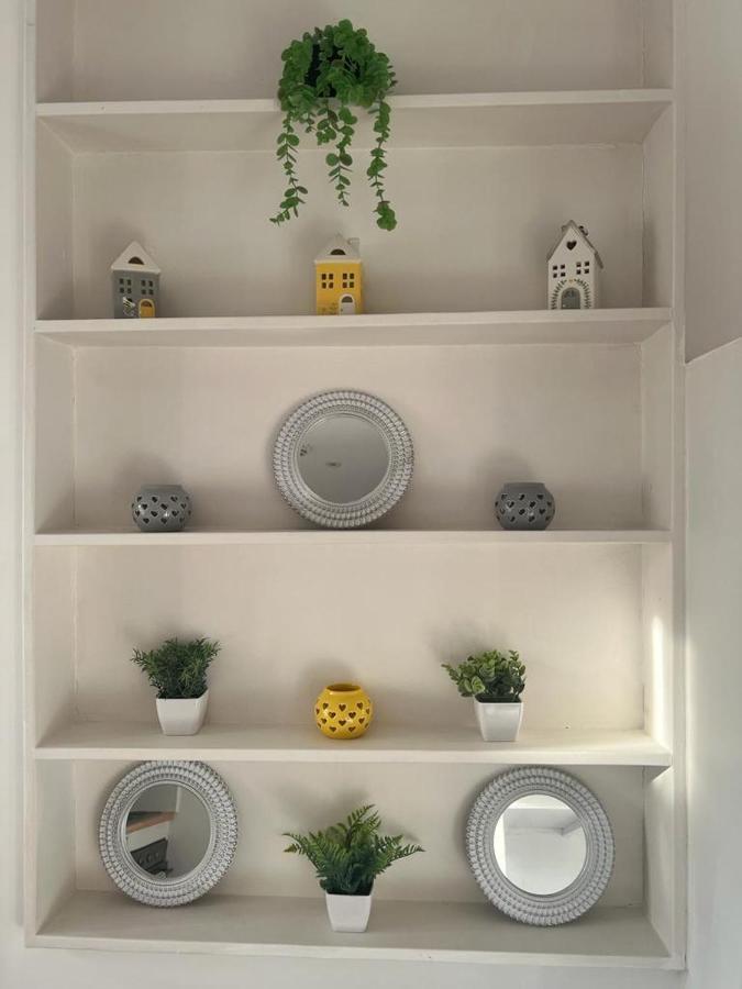Lovely First Floor Flat-2 Appartement *