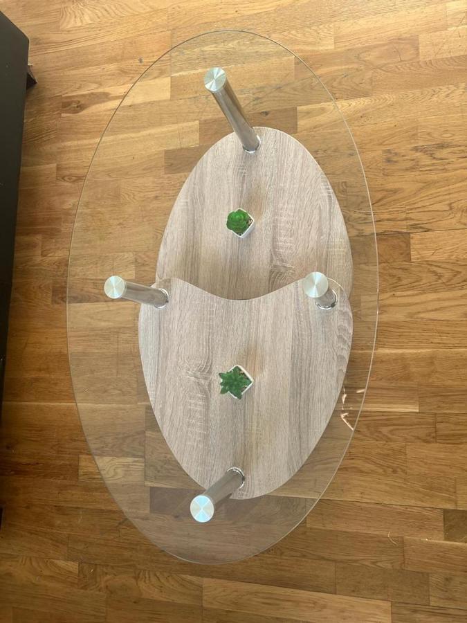 Lovely First Floor Flat-2 *