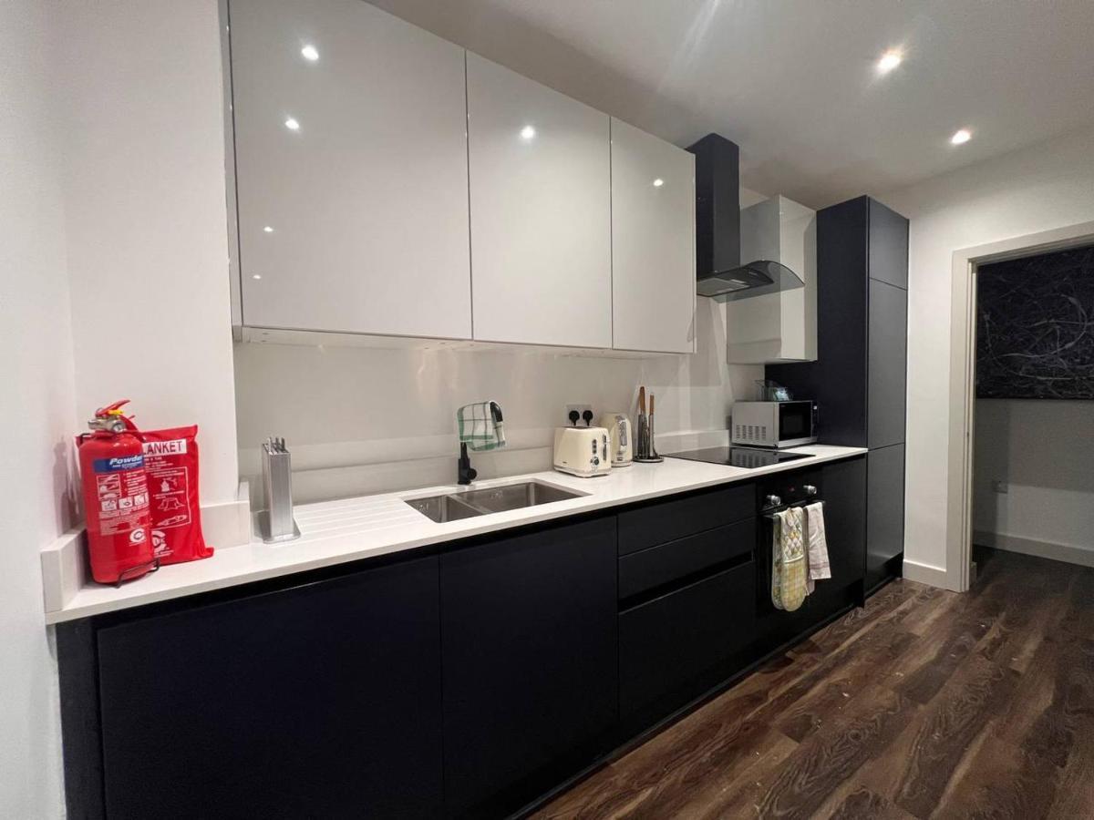 Star Finchley Road 2-bed Apartamento Londres