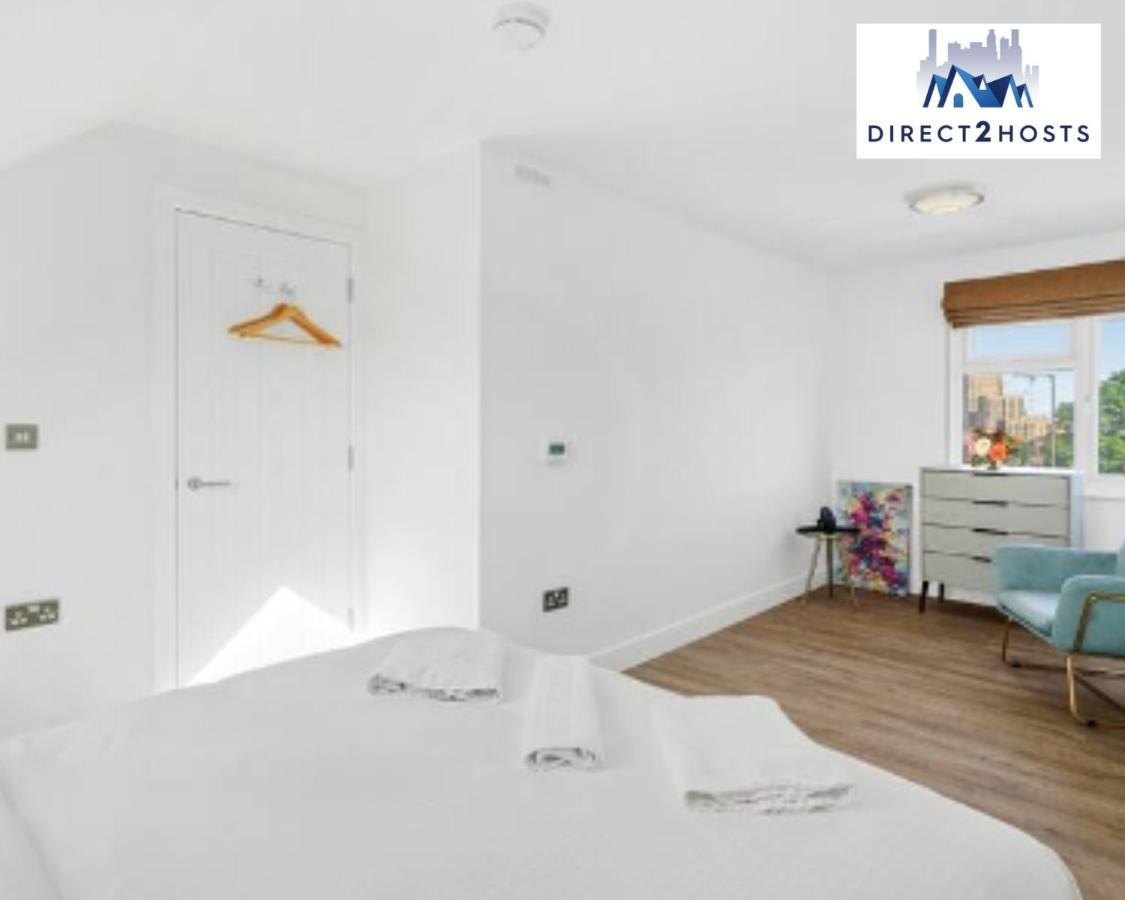 Three Bedroom Beautiful & Comfy Acton Gem By Direct2hosts With King Beds & Free Parking! Appartement Londres