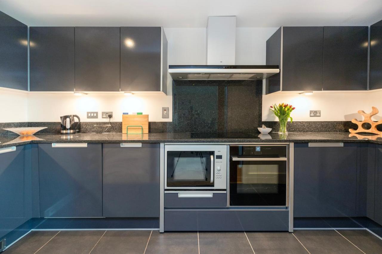 Modern 2 Bedroom 2 Bath With River View Apartamento