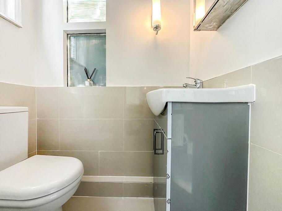 New Cosy Luxury 3 Bedroom House In Battersea Apartamento *