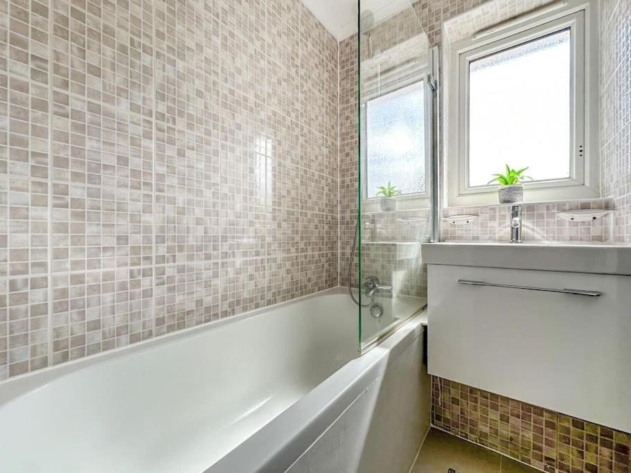 Apartamento New Cosy Luxury 3 Bedroom House In Battersea Londres