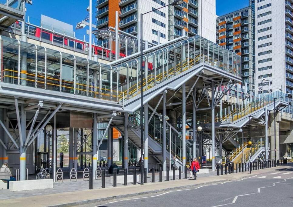 Appartement Luxury 3br Apt, Close To Excel, O2, Airport! Londres