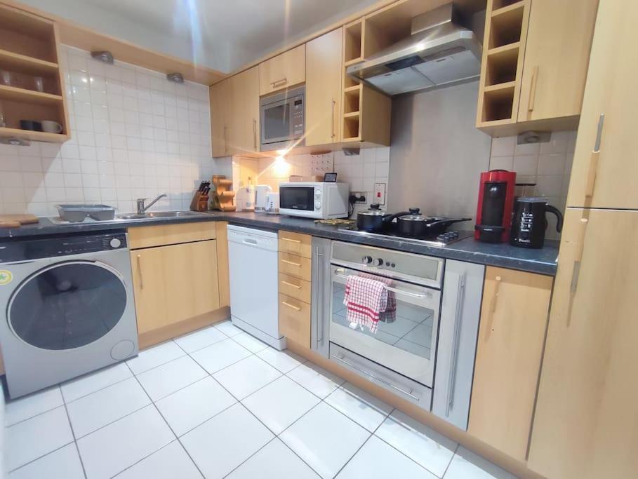 Appartement Luxury 3br Apt, Close To Excel, O2, Airport! Londres
