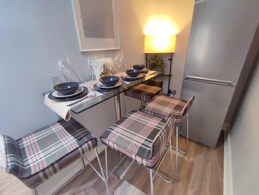 Luxury 3br Apt, Close To Excel, O2, Airport! * Londres