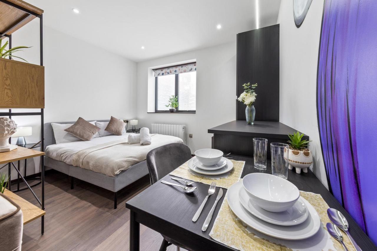 Golders Homes Apartamento
