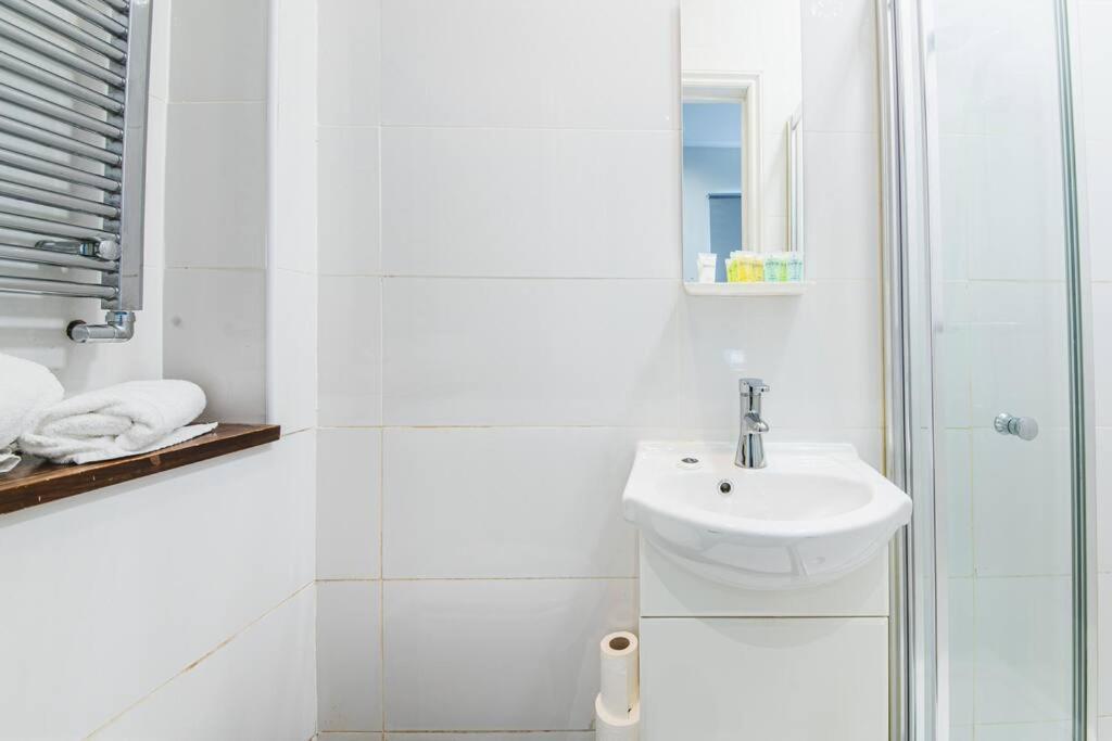 3beds / 3baths Close To Portobello Road London