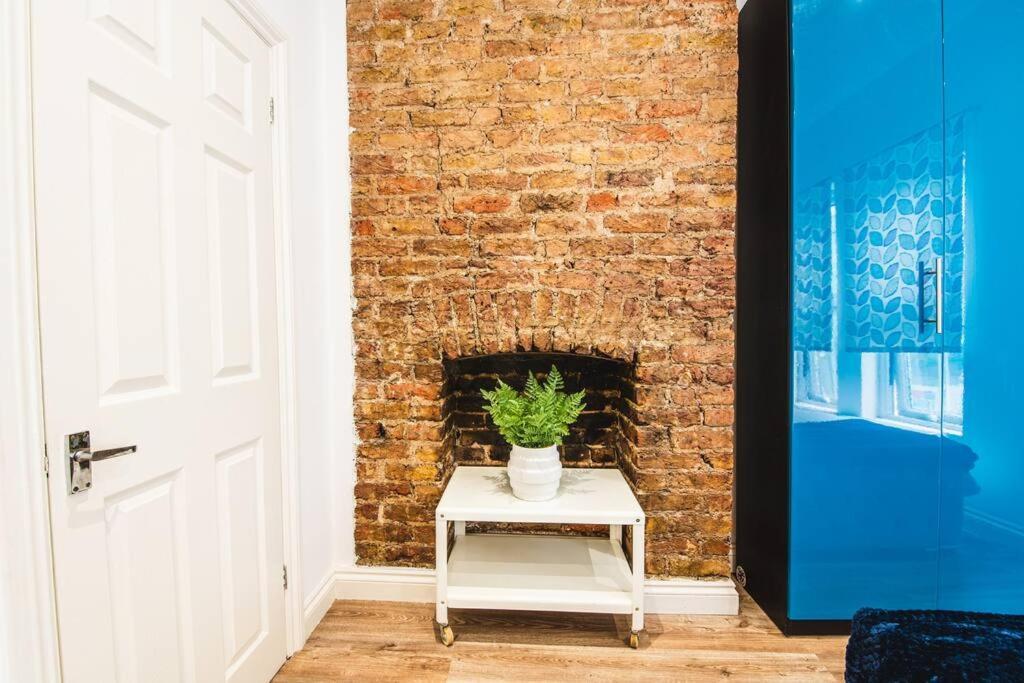 Apartment 3beds / 3baths Close To Portobello Road London