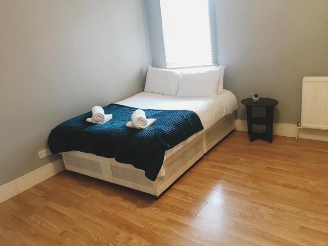 Jb Family & Contractor Stays, Free Parking Londres