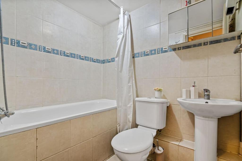 Two Bedroom With Patio Close To Hyde Park Ed4 Apartamento *