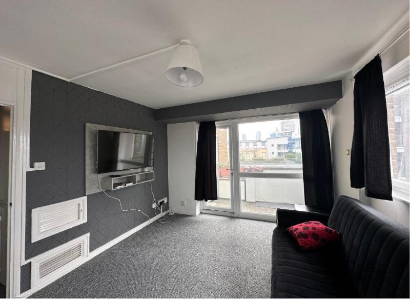 Spacious,1 Bed, Balcony, Southwark Appartement Londres
