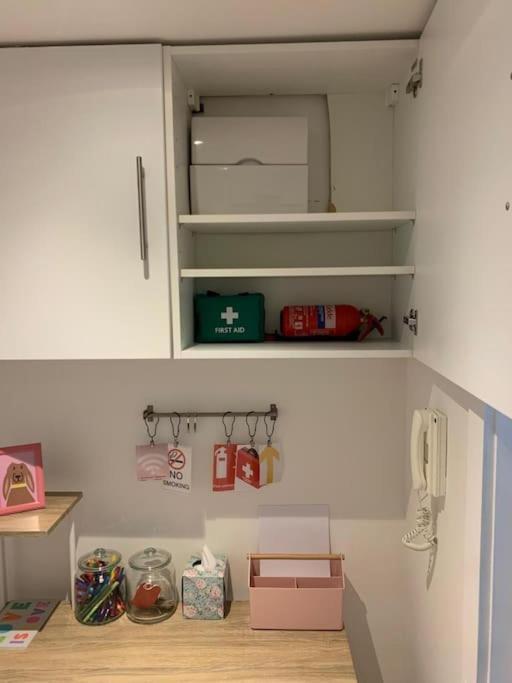 Lovely One Bedroom Next To Shoreditch * Londres