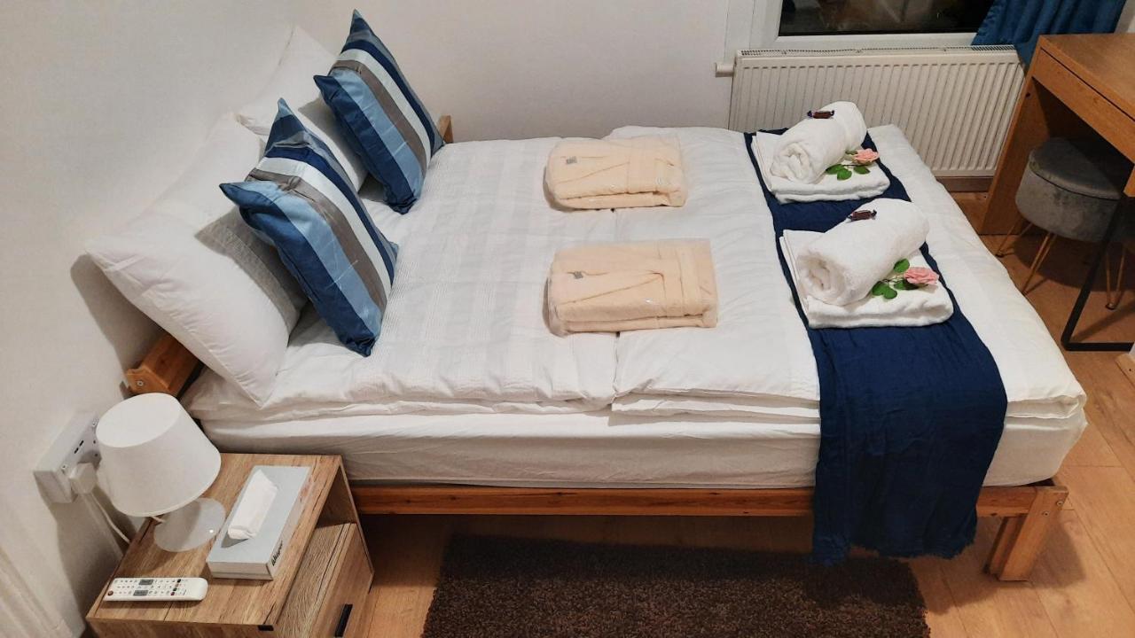 Hackney Downtown Guest house *