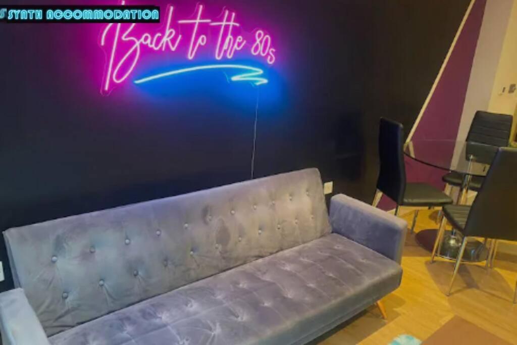 Appartement 80s Retro 1bedroom Apart Canary Wharf Londen