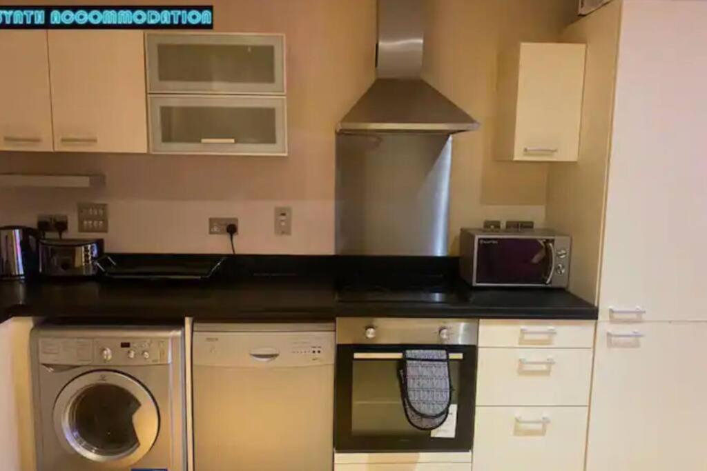 80s Retro 1bedroom Apart Canary Wharf