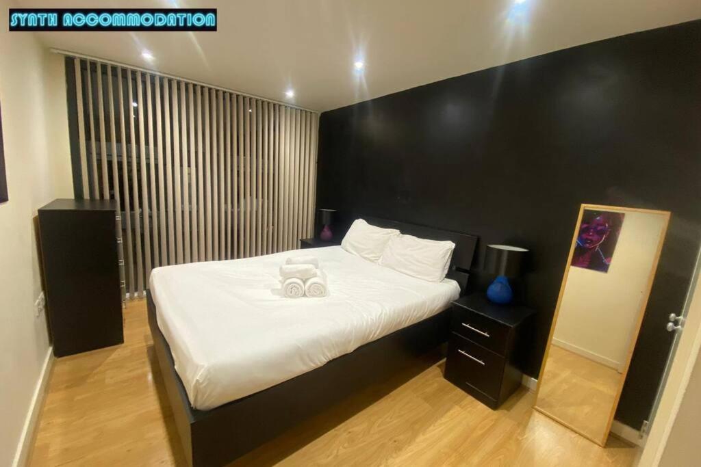 80s Retro 1bedroom Apart Canary Wharf * Londen