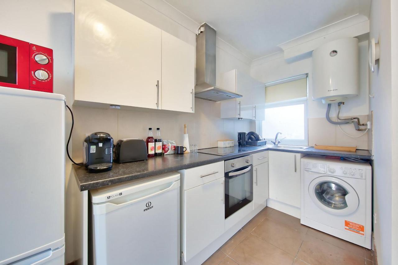 Stunning One Bedroom Studio In Tooting Broadway * London