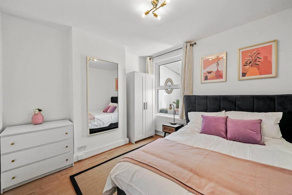 Bright 2 Bed Perfect Hub Appartement *