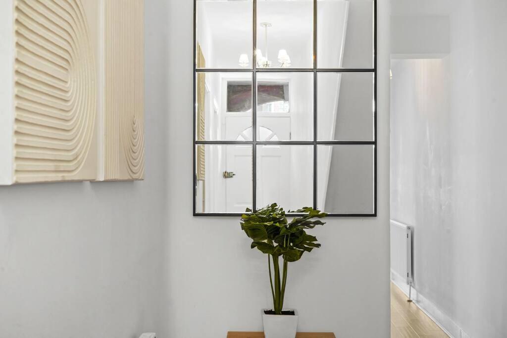 Bright 2 Bed Perfect Hub Appartement *