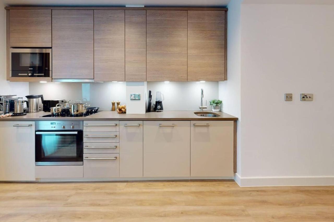 Charming 1-bed In * Londen