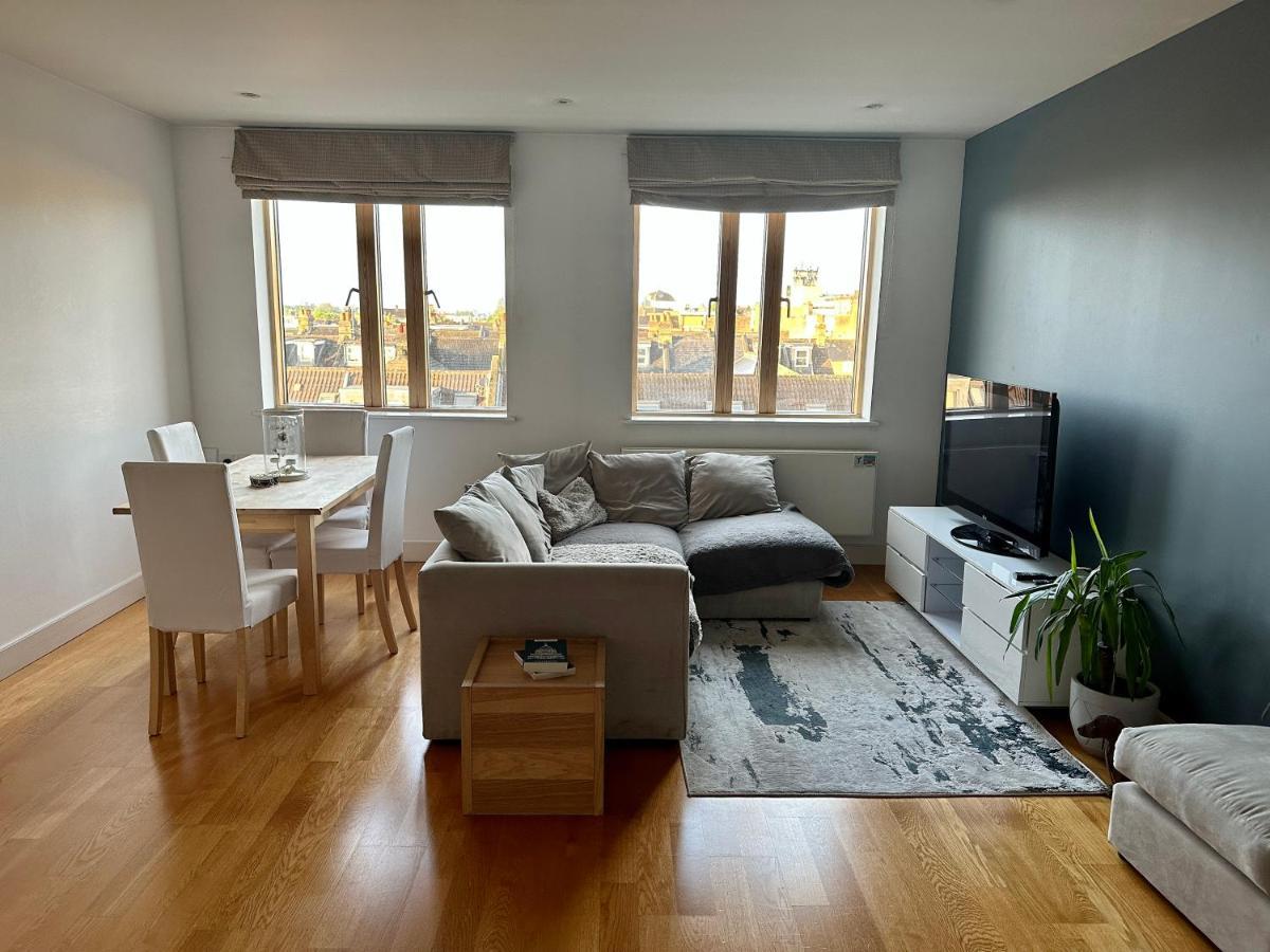 Cosy 1 Bed On Clapham Common * London