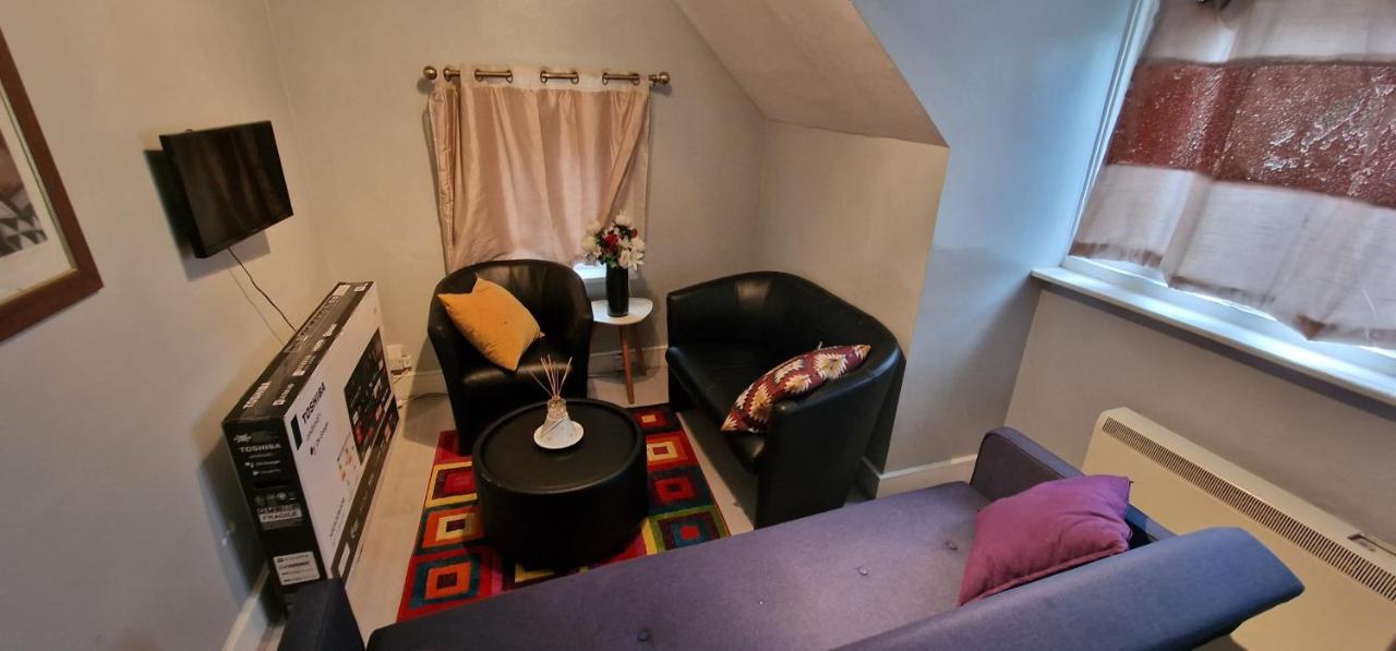 Appartement Cosy 2 Bedroom Flat - Sleeps 6 People - Close To Lewisham Dlr/train Station