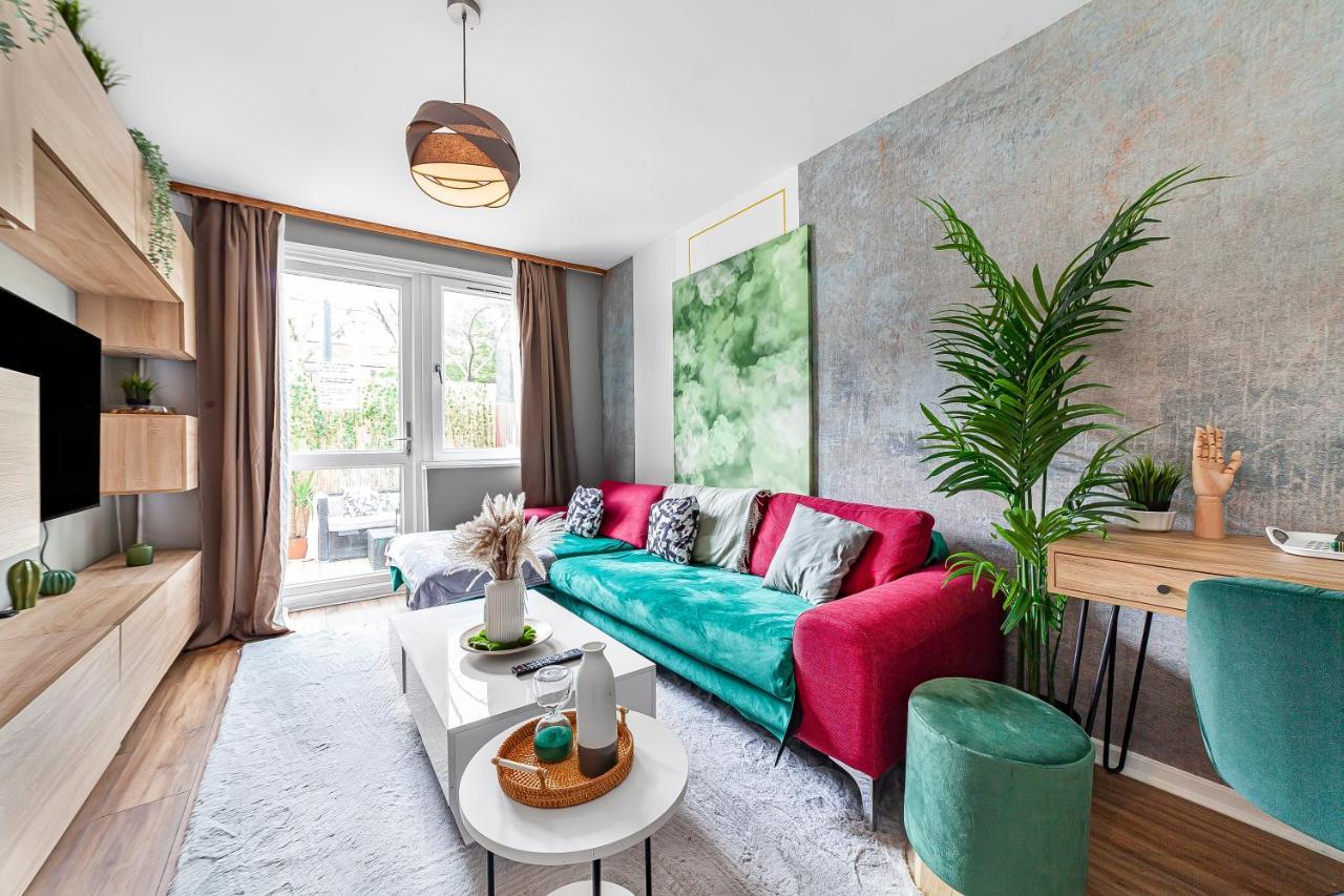 1bed W/ Hot Tub & Garden Londres