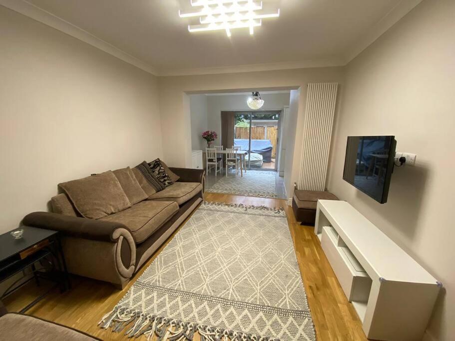 Apartamento Cheviot 2 Bed Londres
