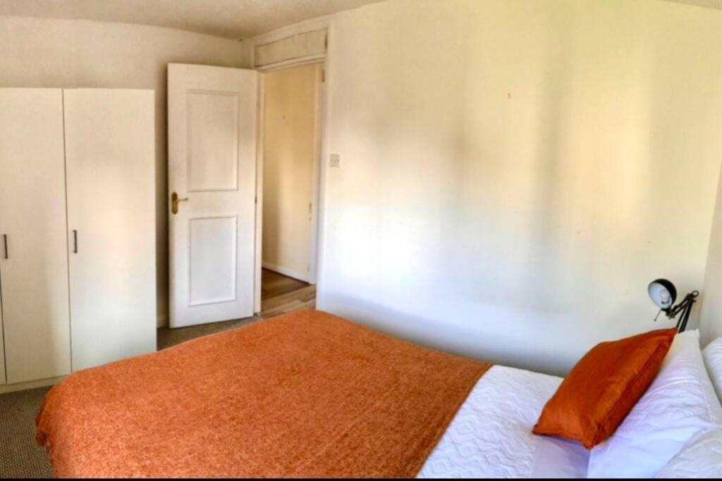 Privite 2 Bedrooms Flat Canada Water London