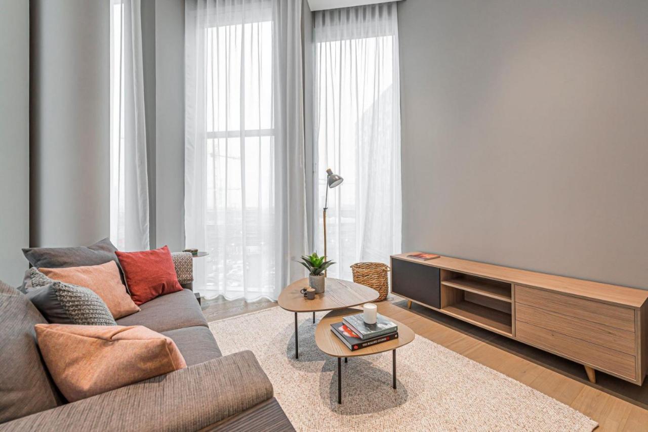 The Cut- Stylish Riverside Family Londen