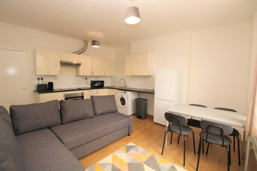 Apartamento Ideal 2 Bed Flat Close To City *