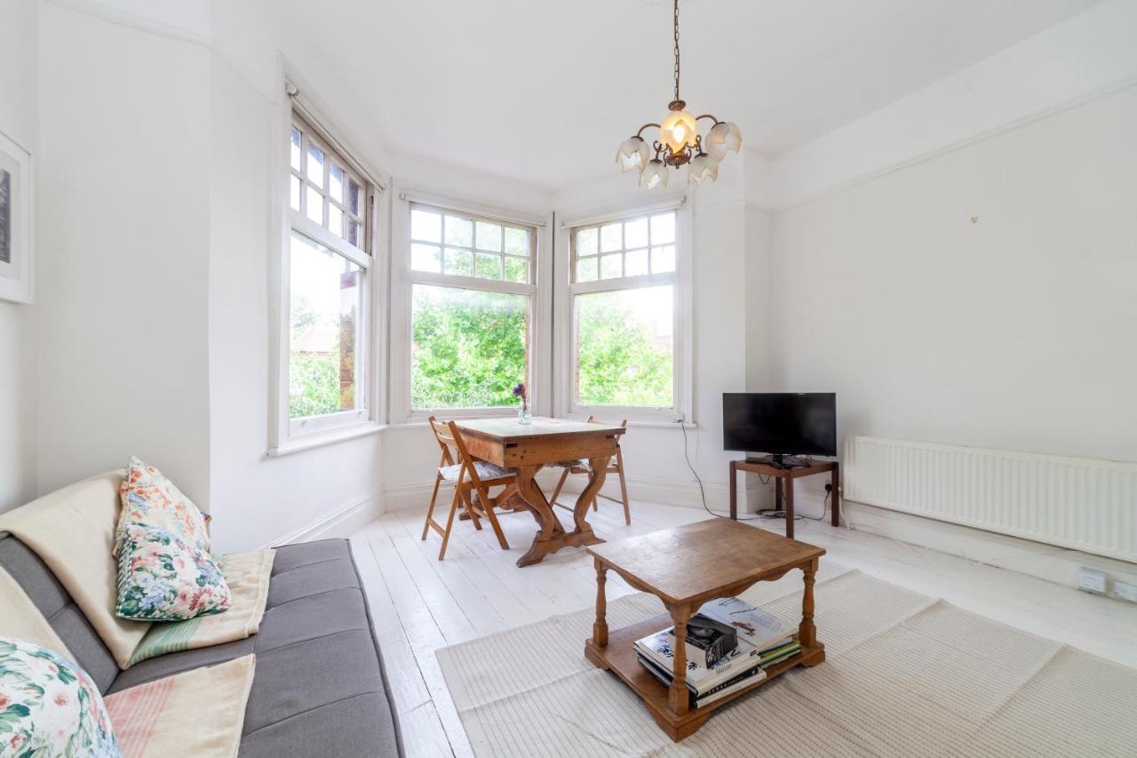 Apartamento Lovely 1 Bdr Apt In Victorian House, Kilburn Londres