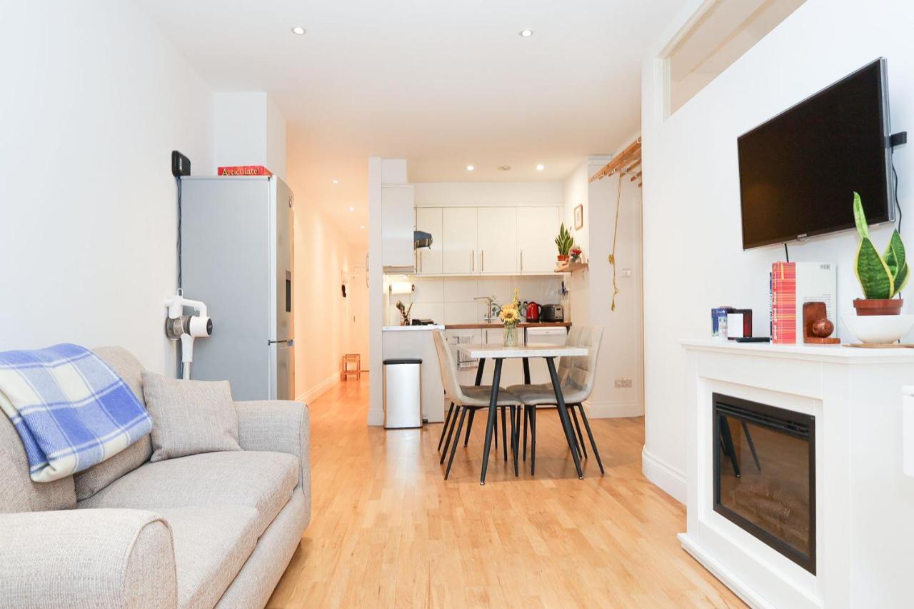 Bright 2-bed Garden Flat With Skylights In Chelsea Apartamento *