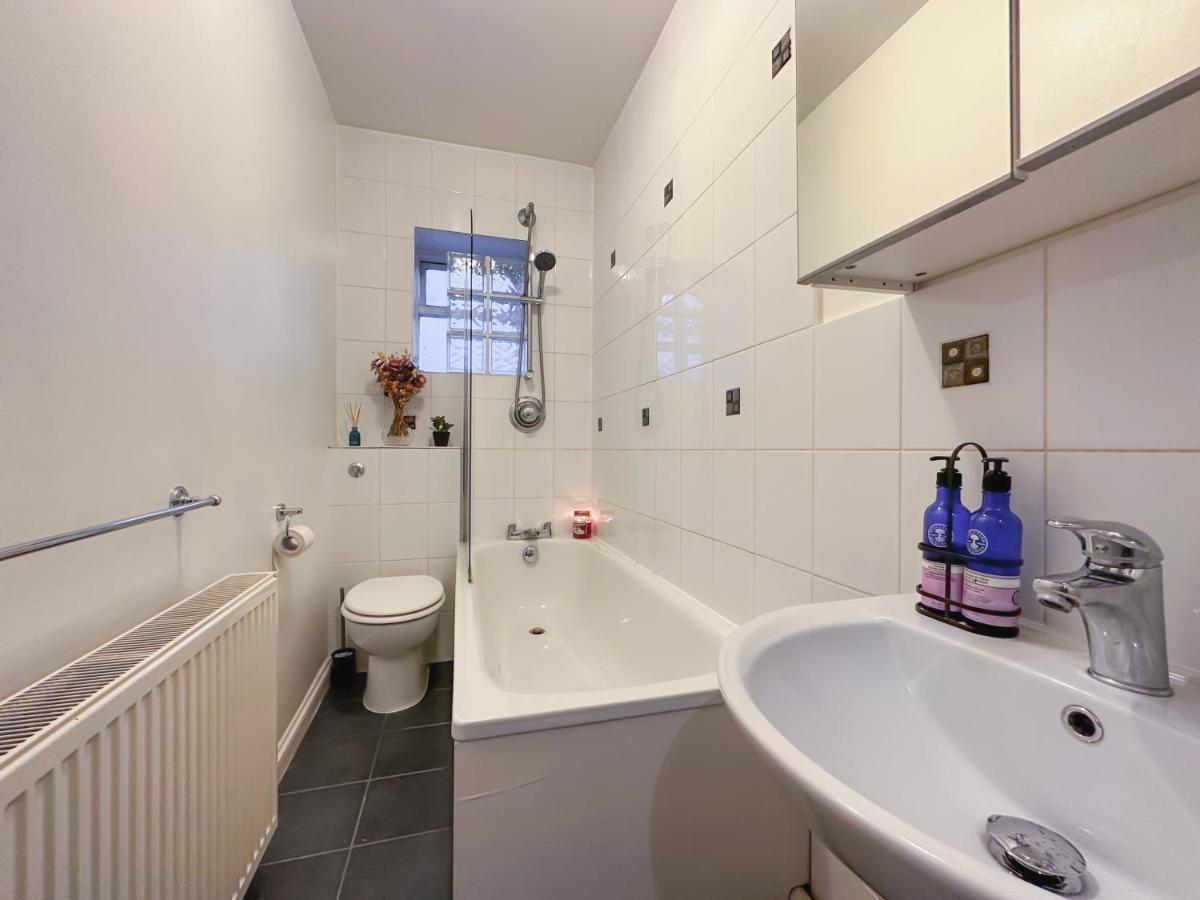 Apartamento Bright & Cosy Flat - Perfect For Visiting Londres