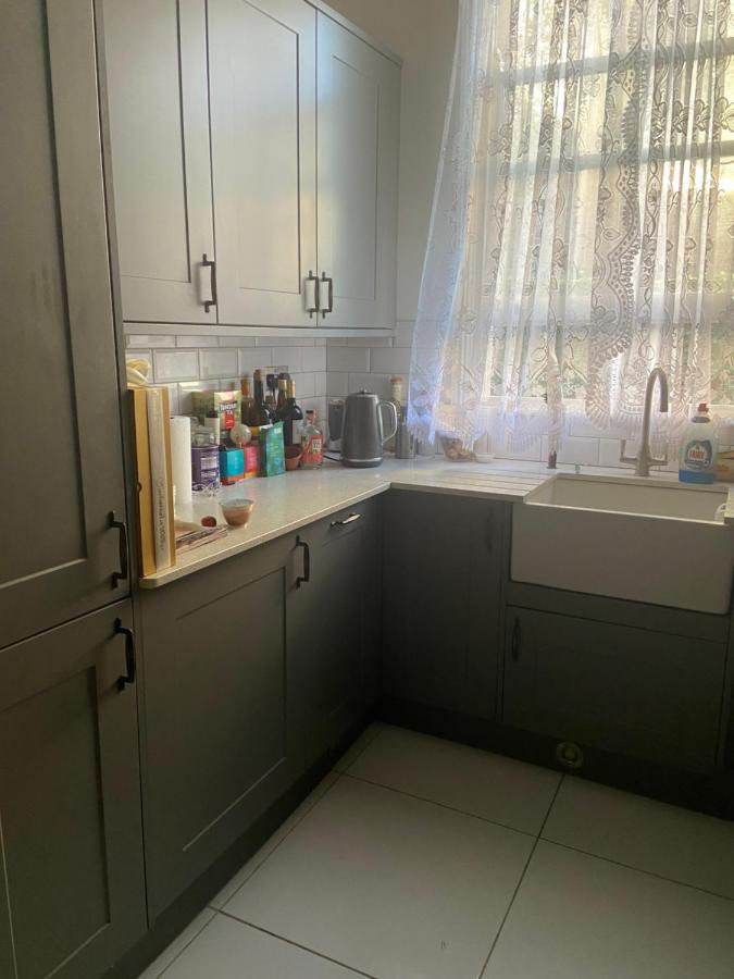 Mid Charm - 1-bed In Appartement